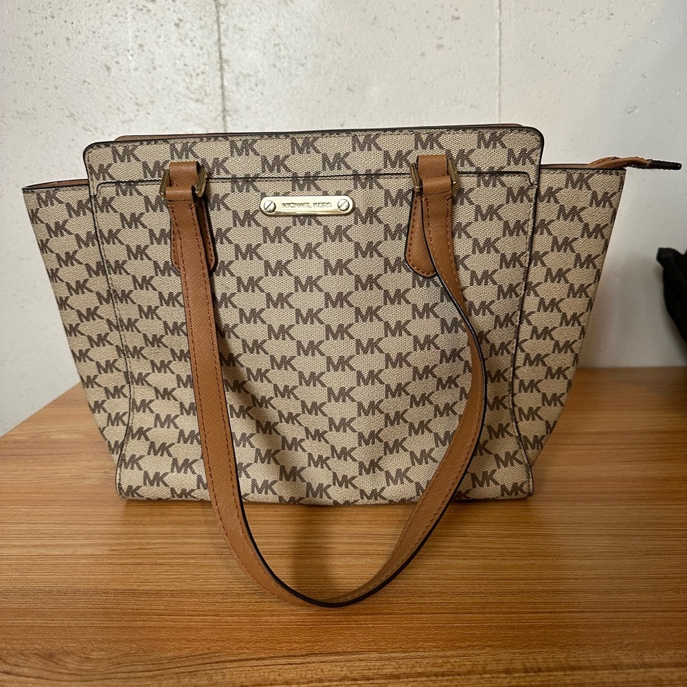 Michael Kors tote purse